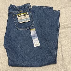 NWT Rustler Classic Blue Relaxed Fit, HeavyWeight Denim Jeans 34x32 100% Cotton